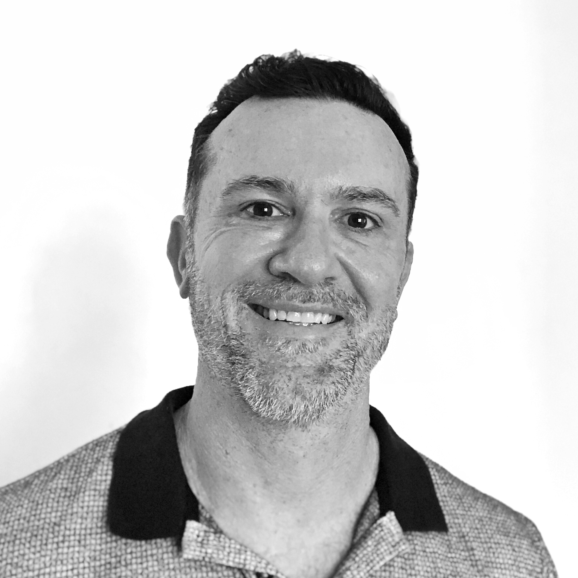 Head shot – Damien Lutz